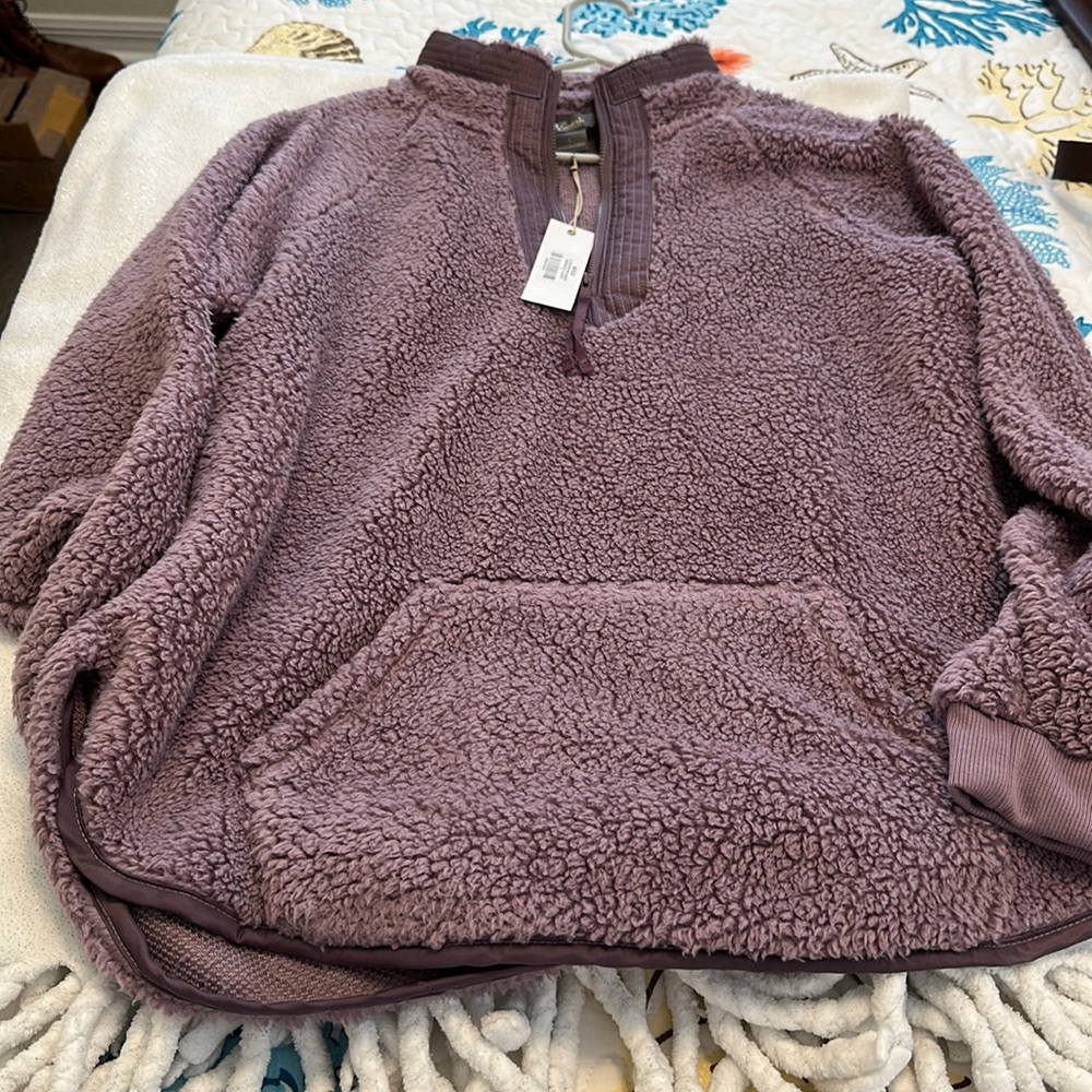 Sherpa pullover.